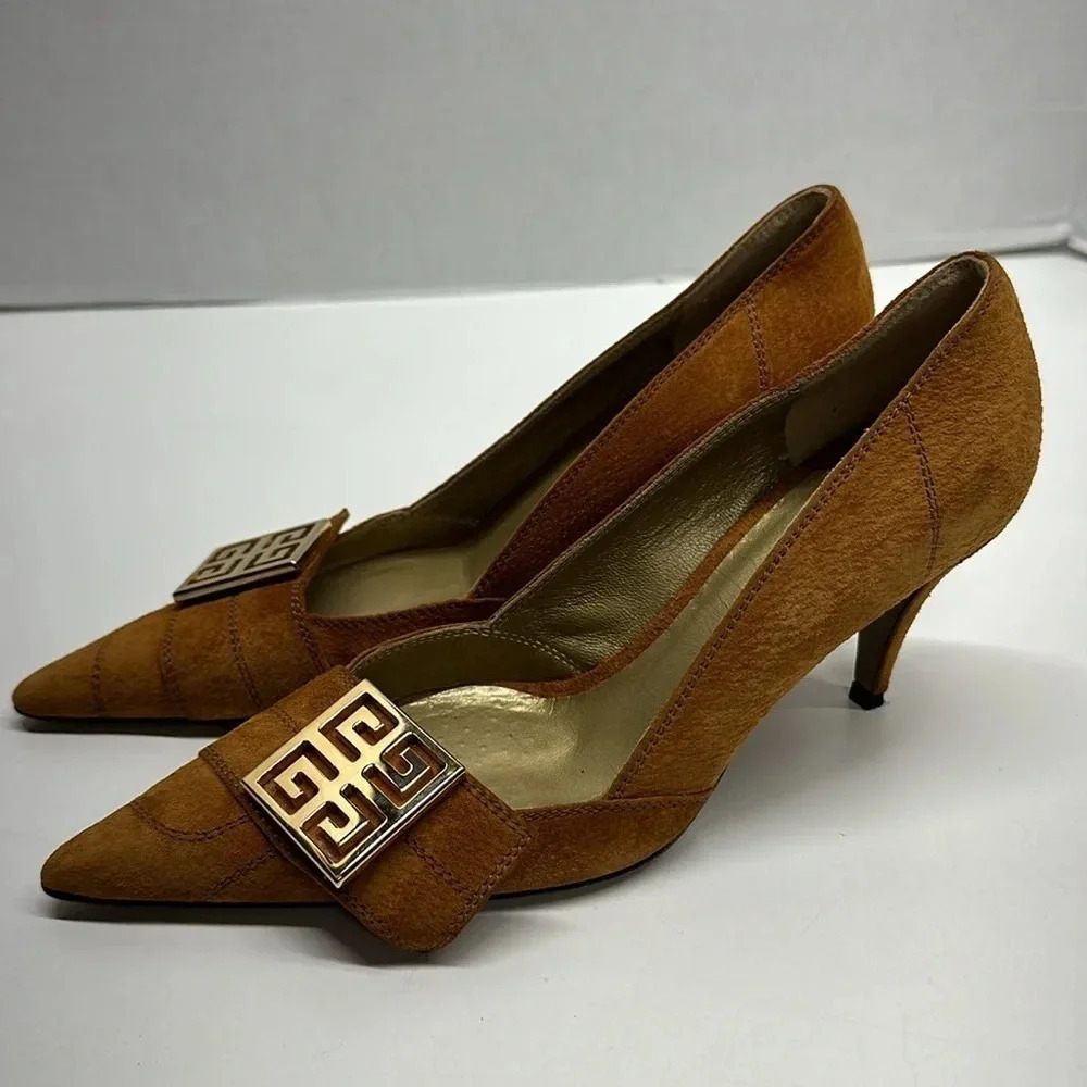 Givenchy Heels High Heel Pumps Shoes Suede Gold Metal Logo Tan Brown Size US 6.5 - Picture 2 of 12